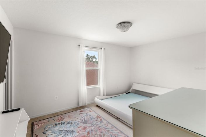 Image No.24-5 Bed House for sale