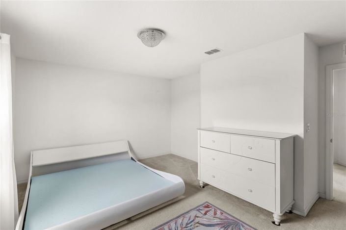 Image No.25-5 Bed House for sale