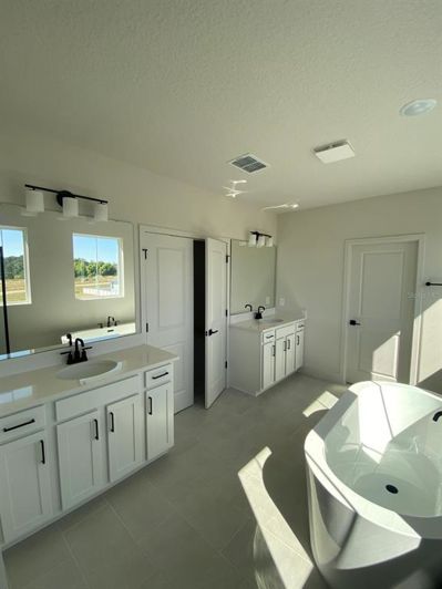 Image No.13-4 Bed House for sale