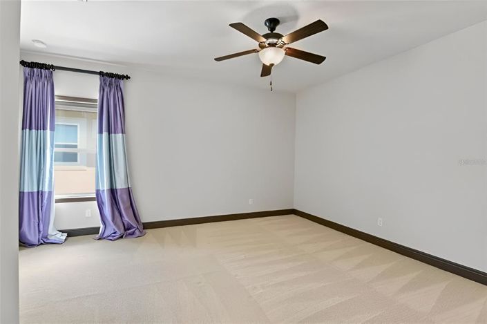 Image No.25-5 Bed House for sale