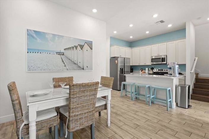 Image No.7-5 Bed House for sale