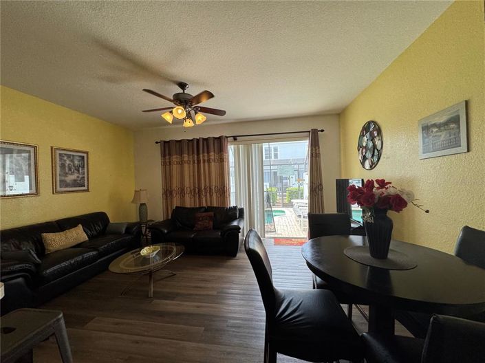 Image No.4-3 Bed Townhouse for sale