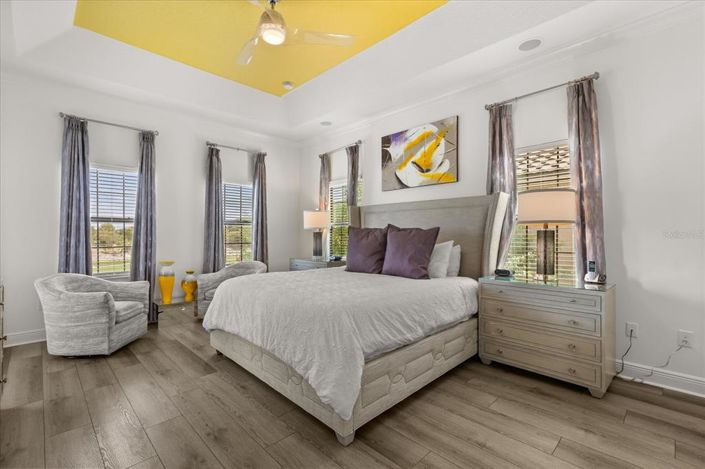 Image No.25-5 Bed House for sale