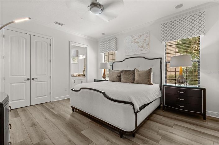 Image No.32-5 Bed House for sale