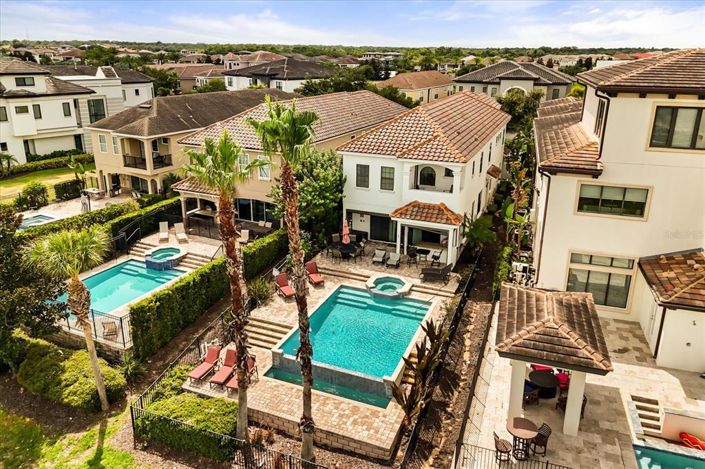 Image No.44-5 Bed Property for sale