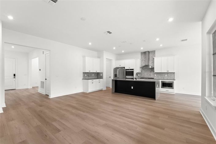 Image No.12-4 Bed House for sale