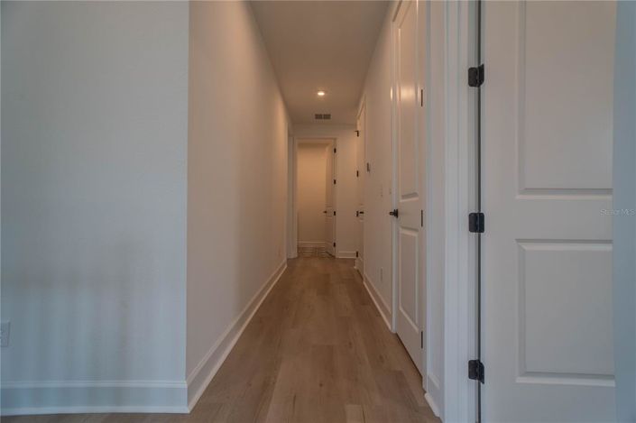 Image No.21-4 Bed House for sale