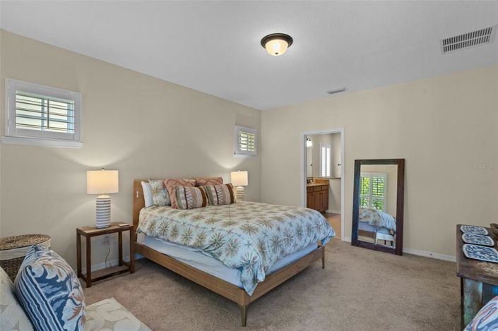 Image No.12-3 Bed House for sale