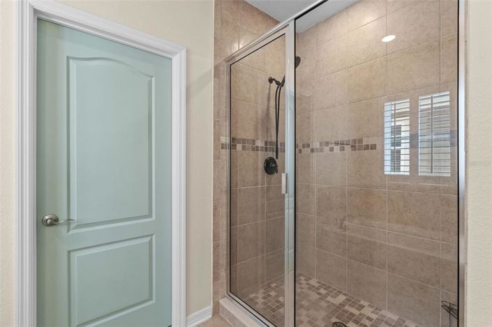 Image No.15-3 Bed House for sale