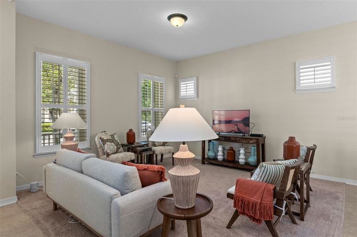 Image No.8-3 Bed House for sale