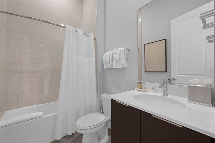 Image No.22-5 Bed Apartment for sale