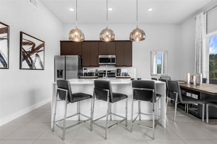 Image No.8-5 Bed Apartment for sale