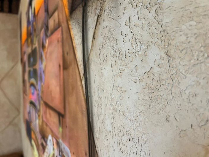 Image No.35-6 Bed House for sale