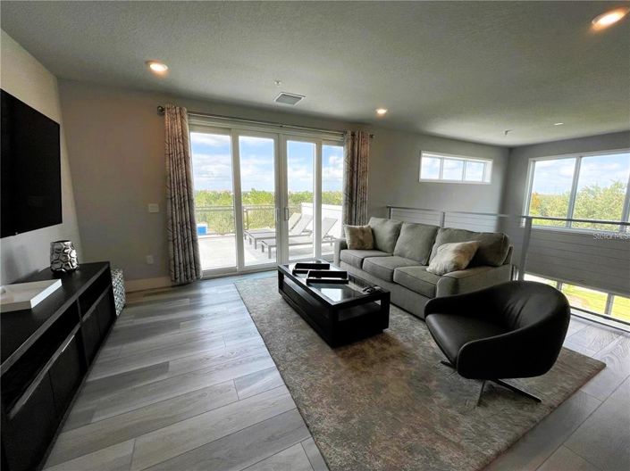 Image No.19-4 Bed Apartment for sale