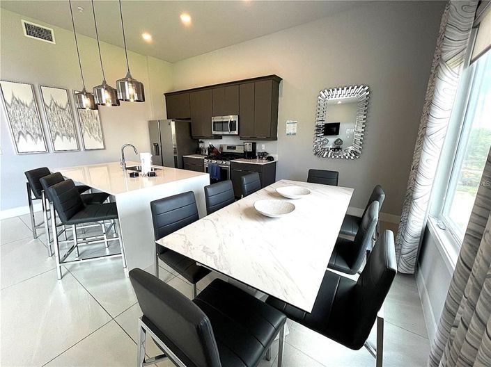 Image No.5-Appartement de 4 chambres à vendre à Saint John