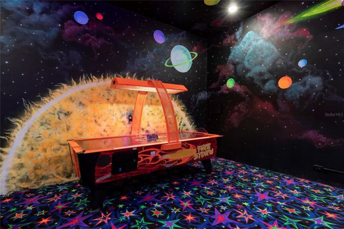 Image No.18-5 Bed House for sale