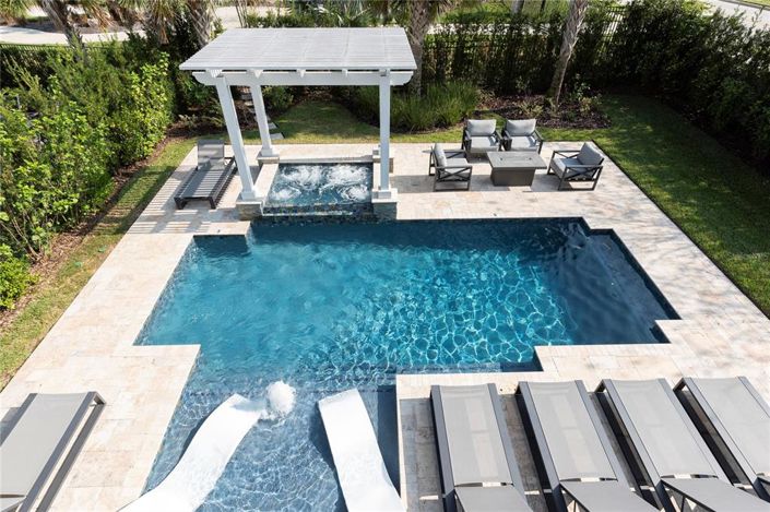 Image No.19-5 Bed House for sale
