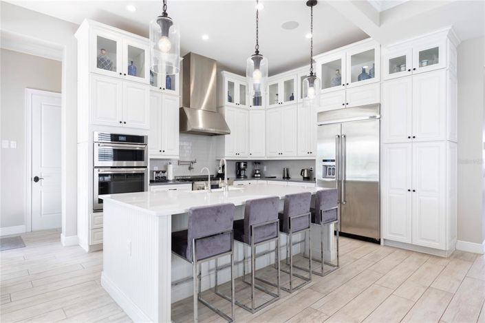 Image No.4-5 Bed House for sale