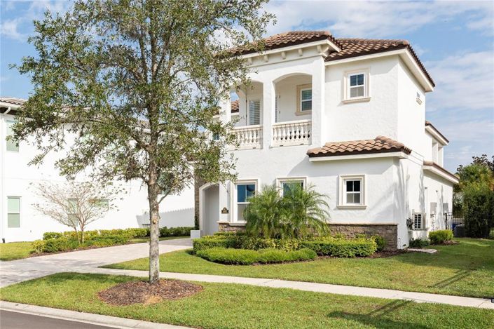 Image No.40-5 Bed House for sale