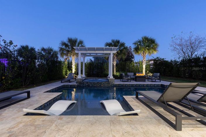 Image No.42-5 Bed House for sale