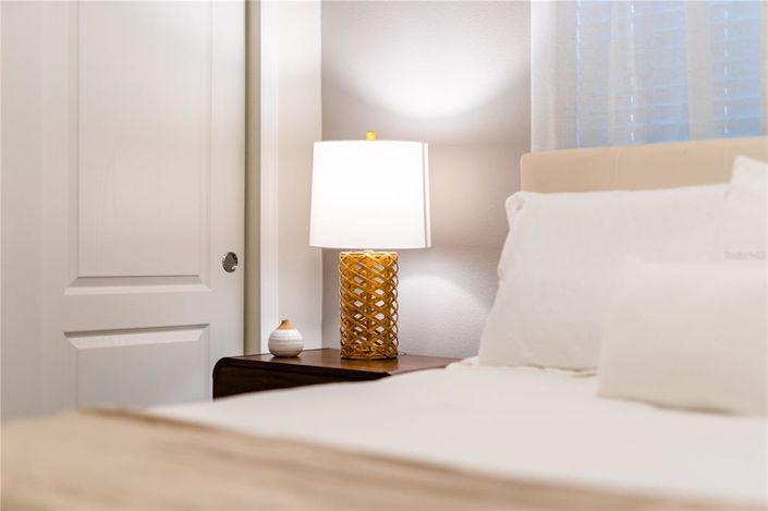 Image No.37-5 Bed Townhouse for sale