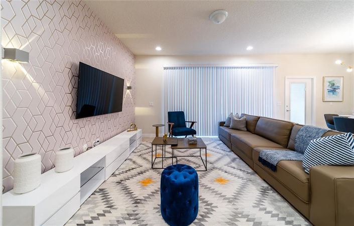 Image No.7-5 Bed Townhouse for sale