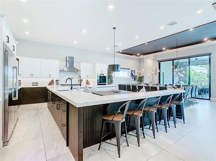 Image No.13-10 Bed House for sale