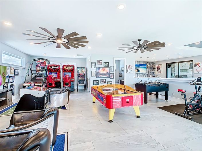 Image No.19-10 Bed House for sale