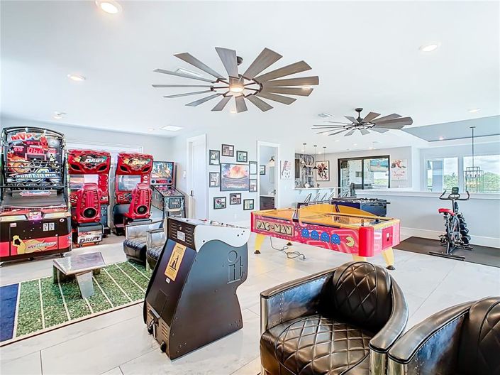 Image No.20-10 Bed House for sale