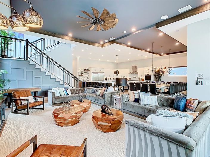 Image No.26-10 Bed House for sale