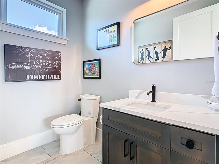 Image No.34-10 Bed House for sale