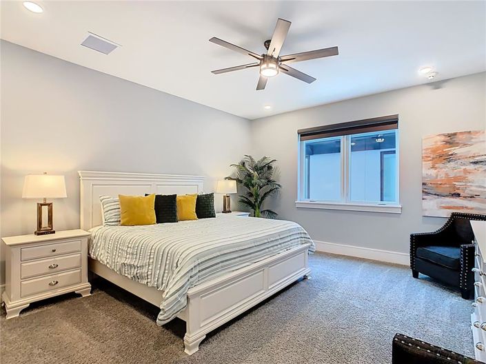 Image No.56-10 Bed House for sale