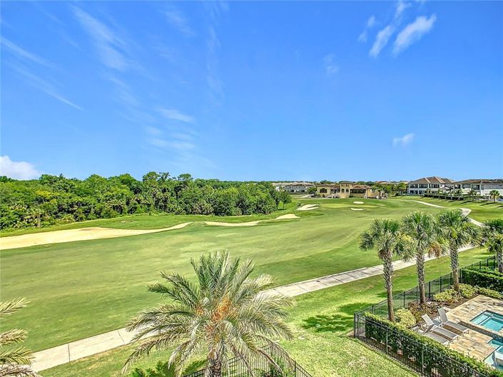 Image No.9-10 Bed House for sale