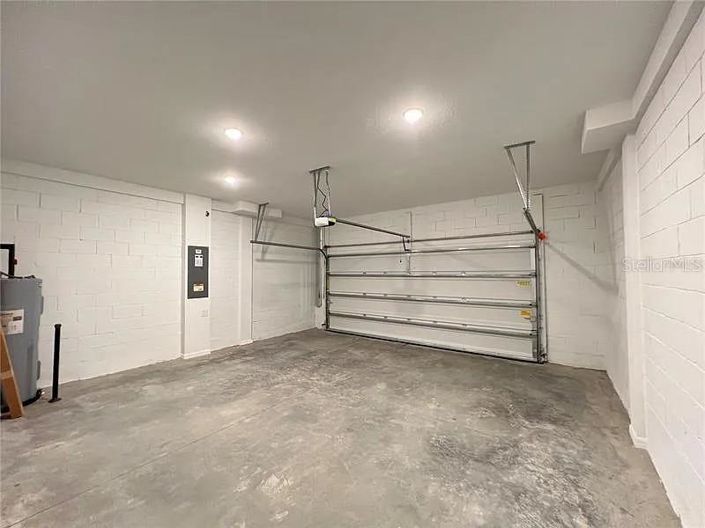 Image No.19-3 Bed Townhouse for sale