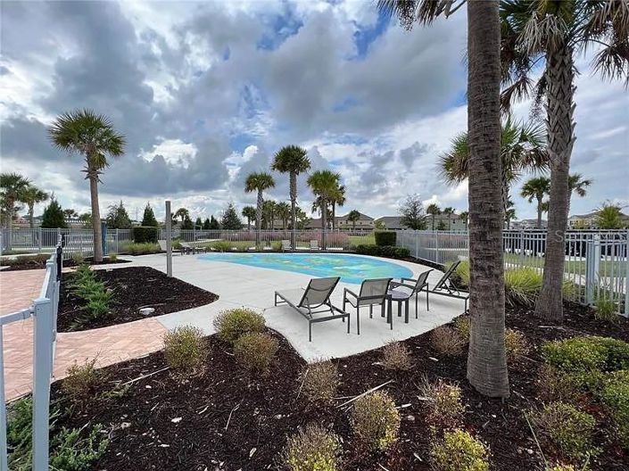 Image No.25-3 Bed Townhouse for sale