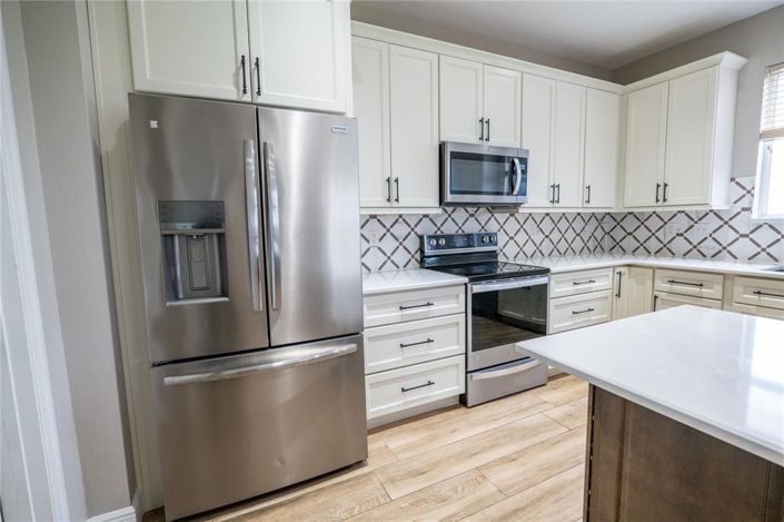 Image No.12-3 Bed House for sale