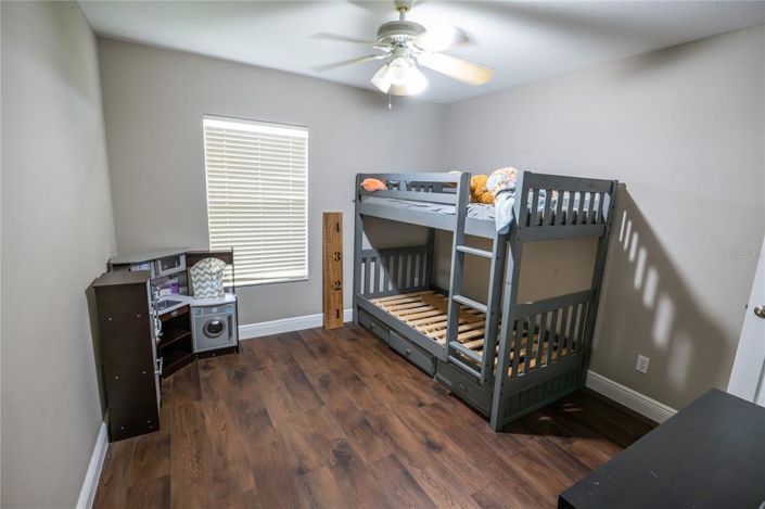 Image No.20-3 Bed House for sale