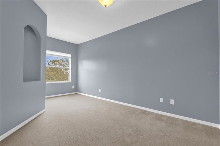 Image No.23-4 Bed Townhouse for sale