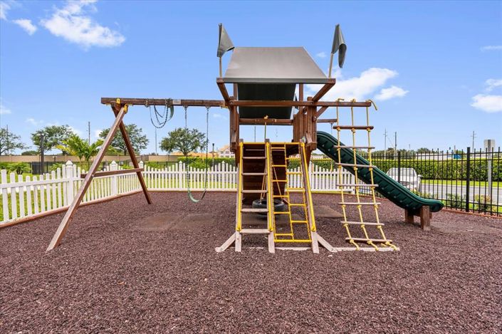 Image No.39-Maison de ville de 4 chambres à vendre à Saint John