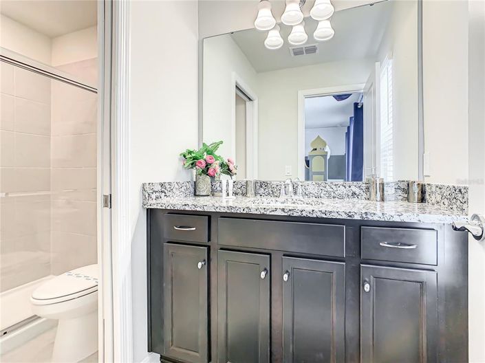 Image No.24-10 Bed House for sale