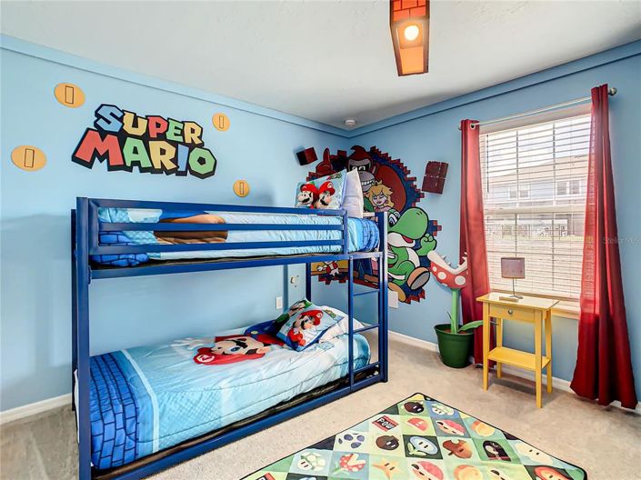 Image No.25-10 Bed House for sale