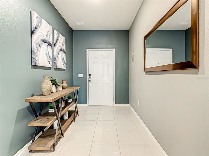 Image No.4-10 Bed House for sale