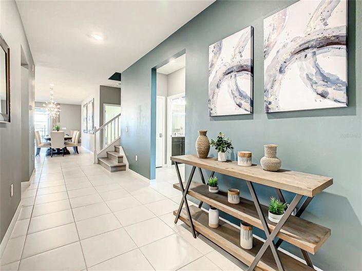 Image No.5-10 Bed House for sale