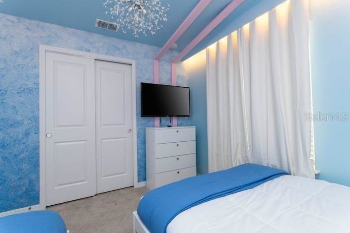 Image No.25-5 Bed Townhouse for sale