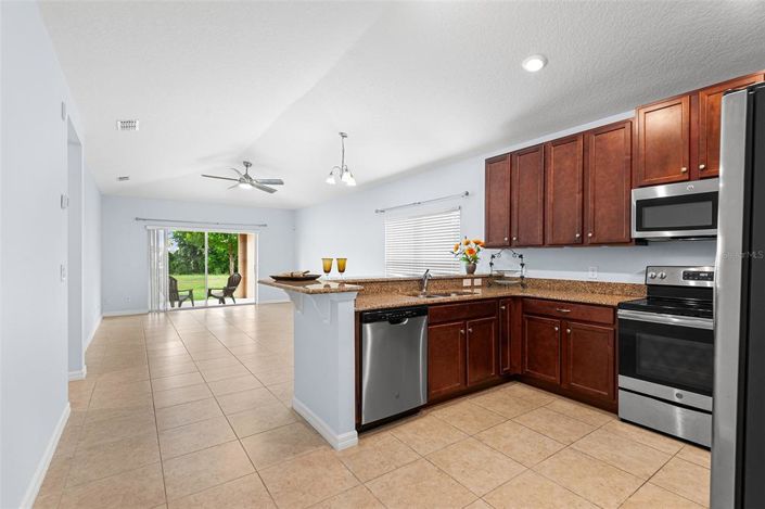 Image No.14-4 Bed House for sale