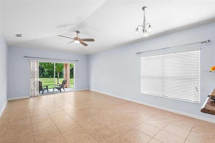 Image No.17-Propriété de 4 chambres à vendre à Davenport