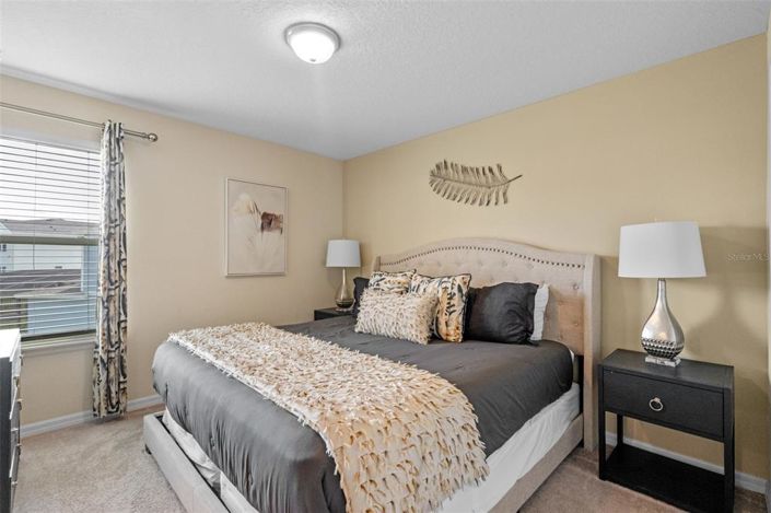 Image No.19-10 Bed House for sale