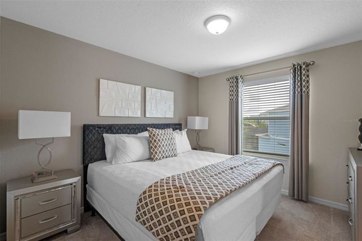 Image No.25-10 Bed House for sale