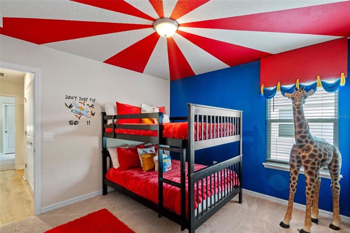 Image No.32-10 Bed House for sale