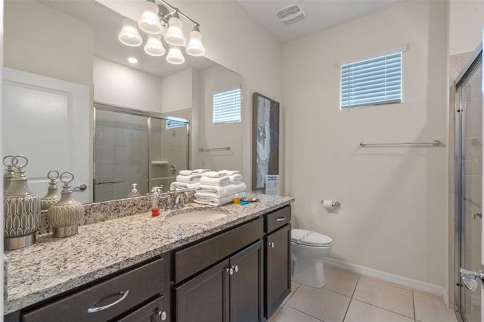 Image No.35-10 Bed House for sale